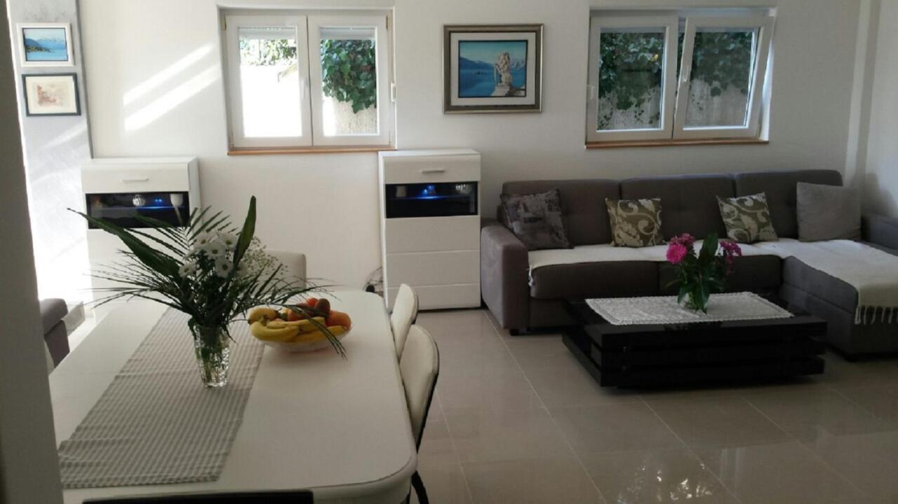 Bellissimo Apartment แฮร์เซ็ก-โนวี ภายนอก รูปภาพ