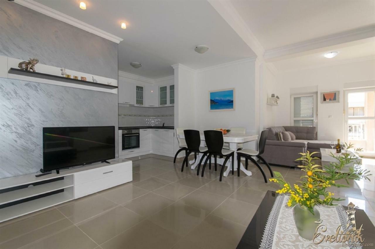 Bellissimo Apartment แฮร์เซ็ก-โนวี ภายนอก รูปภาพ
